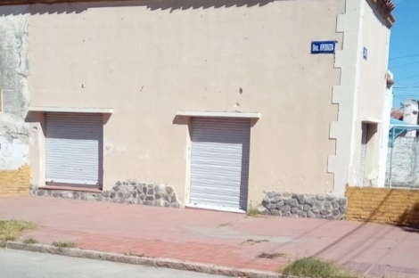 Local comercial con vivienda